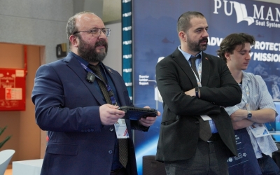 1.400 Kilometre Mesafeden Canlı Uydu Haberleşme Gösterimi