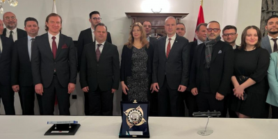 Yurt Dışı Pazarlama Faaliyeti için Slovenya'da bulunan firmalarımız T.C. Lübliyana Büyükelçisi Sayın Aylin TAŞHAN'ı ziyarette bulundu