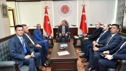 SSB Başkanı Görgün, Malezya Hava Kuvvetleri Komutanı ile bir araya geldi